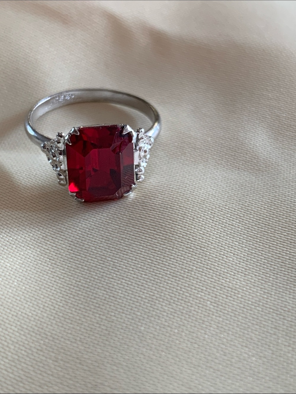 Silver-Tone Ring with Deep Red Emerald-Cut Stone